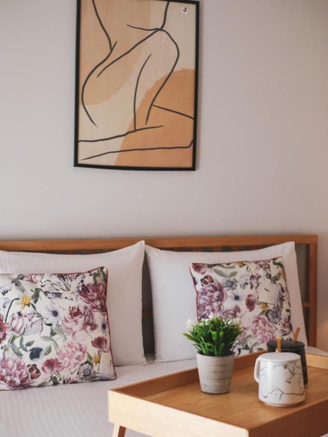 Urban Flat - Central Spot Apartments Волос Екстер'єр фото