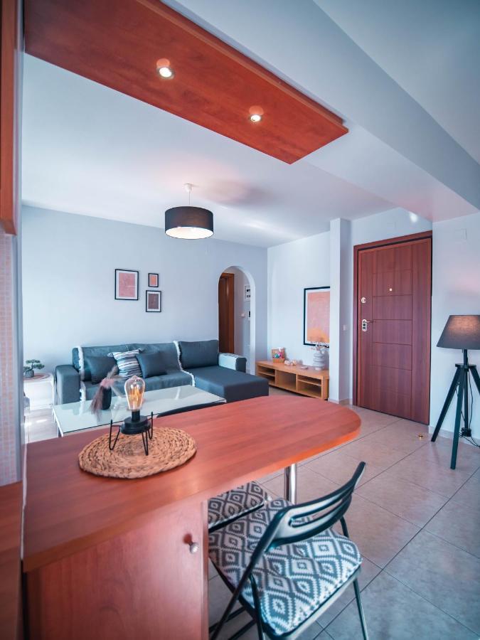 Urban Flat - Central Spot Apartments Волос Екстер'єр фото