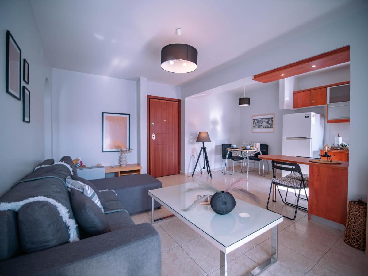 Urban Flat - Central Spot Apartments Волос Екстер'єр фото