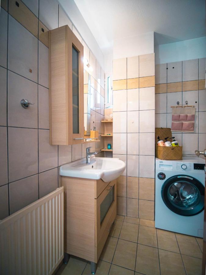 Urban Flat - Central Spot Apartments Волос Екстер'єр фото