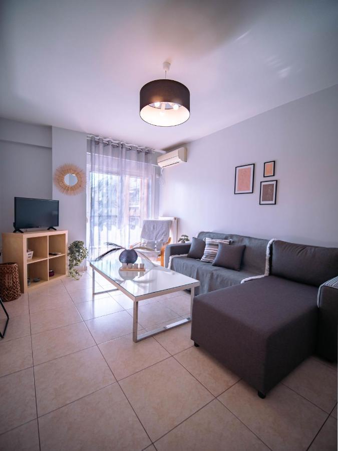 Urban Flat - Central Spot Apartments Волос Екстер'єр фото
