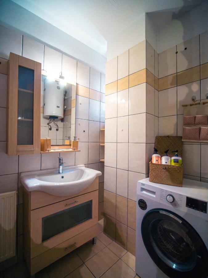 Urban Flat - Central Spot Apartments Волос Екстер'єр фото